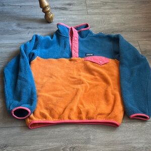 Patagonia Blue and Orange Fleece with Color-Block Design